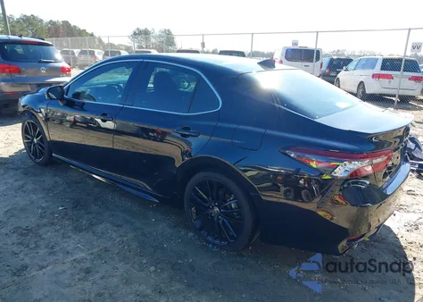 2022 Toyota Camry Xse z USA, uszkodzony, nr VIN 4T1K61AK2NU717587